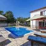 Marija By Interhome Mali Turini