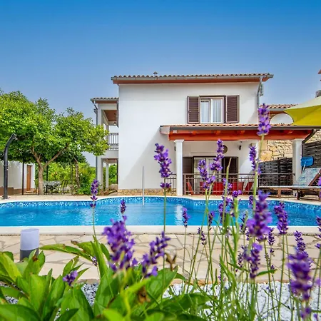 Marija By Interhome Mali Turini